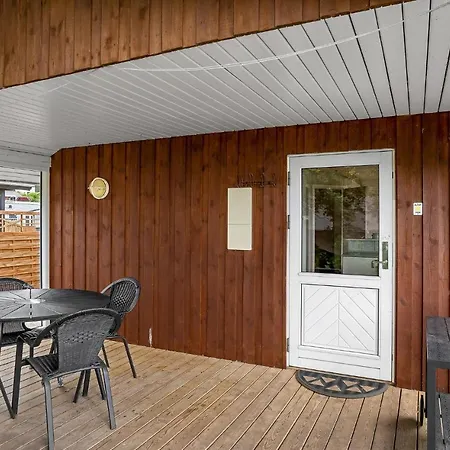 Stunning In Bjert With 2 Bedrooms And Wifi 2 Prázdninový dům *