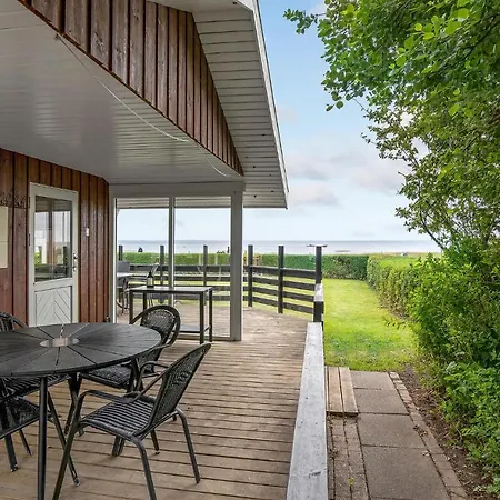 Stunning In Bjert With 2 Bedrooms And Wifi 2 Prázdninový dům Binderup Strand
