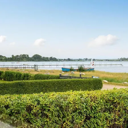 Stunning In Bjert With 2 Bedrooms And Wifi 2 Prázdninový dům Binderup Strand